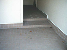 エントランス（Before）